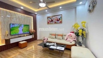 TẬP THỂ - Phố TRẦN KHÁNH DƯ - Tầng 3 - Diện Tích 150m2 - 4PN - 3Wc