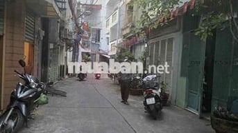 Tôi là chủ nhà cần bán nhà hẻm xe hơi cách mạng tháng tám