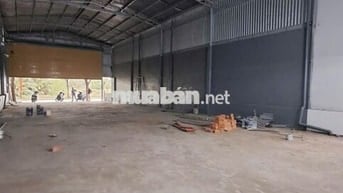 Kho diện tích 650m2 cần cho thuê ở Đường Trần Trọng Cung với giá rẻ