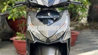 Bán vario 125 mãu cũ màu vàng cát cực hót