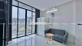 KHAI TRƯƠNG CĂN HỘ DỊCH VỤ - BAN CÔNG SIÊU LỚN