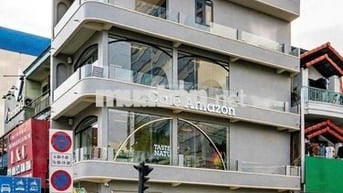 CHO THUÊ NHÀ GÓC 2MT CỘNG HÒA QTB, DT 4.5x18M, TRỆT 3 LẦU, 100 TRIỆU