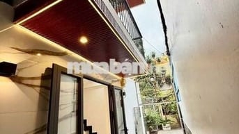 Nhà hẻm 24m2, 1 phòng ngủ, đường Nguyễn Thượng Hiền, Bình Thạnh