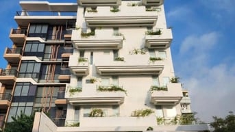 Toà nhà CHDV Bạch Đằng; 475m2 (22 x 22); Hầm 8 Tầng 125P; HĐT 500Tr