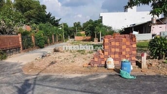 Đất 1/ Nguyễn Văn Khạ - Tân An Hội : 175,5m2 (6.4x27) . Giá 1 tỷ 500