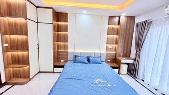 CẦN BÁN GẤP NHÀ 5 TẦNG XUÂN PHƯƠNG NAM TỪ LIÊM 30m GIÁ 5,5 TỈ 