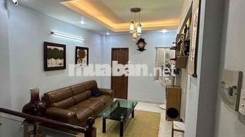 Nhà hẻm xe hơi Hoàng Hoa Thám BT chính chủ cần bán