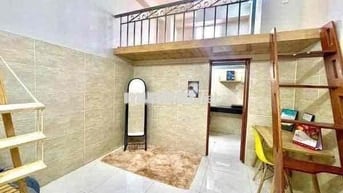 pass phòng gấp về quê ở được 4 người