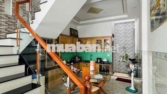 Cho Thuê Nhà Gần KCN Tân Bình. DT 4.5 x 15m trệt lửng 2 lầu sân thượng