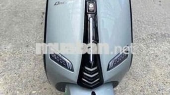 Vespa 50 GUZZI màu xám bạc đen, mua tháng 8/2025,