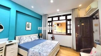 Căn Hộ Thoáng Cho Thuê Ngay phố Nhật Lê Thánh Tôn Q1