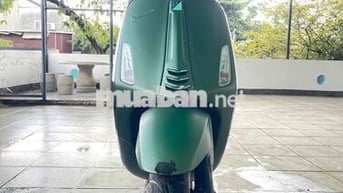 Chính chủ cần bán vesspa mua mới 6/2021