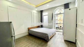 Căn Hộ Studio Bancol Full Nội Thất Rộng 27m2 Ngay Đại Học Hoa Sen Q10