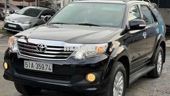 Fortuner 2.7V 4x4 2012, máy xăng, 2 cầu