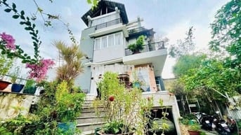 SIÊU PHẨM KHU VEN SÔNG, BIỆT THỰ 300M2 4TẦNG, CÓ HẦM+KHO, 6PN 6WC