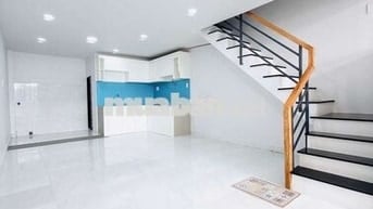 🔥🔥 BÁN NHÀ 2 TẦNG ĐẸP– LÊ VĂN KHƯƠNG, Q12
Giá: 3 tỷ 53
🏠 DT: 4 x 12