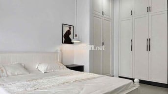 CHO THUÊ CĂN HỘ CHUNG CƯ TONE TRẮNG VIBE CỰC XINH NGAY TRUNG TÂM QUẬN1