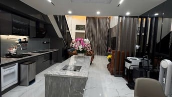 Bán nhà phố cao cấp the standard- full nội thất - 4 phòng ngủ, 3 chchủ