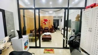 Cc bán nhà lô góc Khương Đình 58m, 6 tầng, 10.8 tỷ