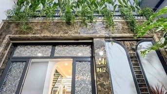 Bán nhà Quận 3, dt 60m2, hẻm oto6m . Giá bán 3tỷ250 có shr Lh ngay