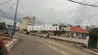 BÁN ĐẤT MẶT TIỀN NGUYỄN CHÍ THANH GẦN KHÁCH SẠN IMPERIAL & BIỂN