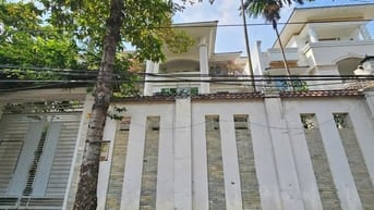 Cho thuê Biệt Thự HXT 131  Nguyễn Văn Hưởng, Phường Thảo Điền,Thủ Đức