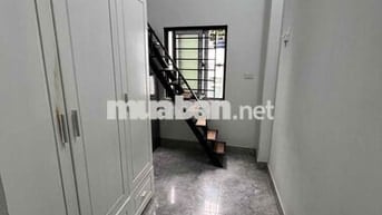 1 phòng *** có thang máy tại 322 mỹ đình, ko giới hạn người và xe