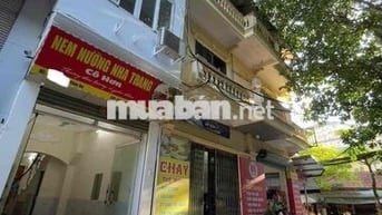 Mặt ngõ kinh doanh Núi Trúc - 38m2-10m ra phố -Ngõ thông, Chỉ 9,2 Tỷ