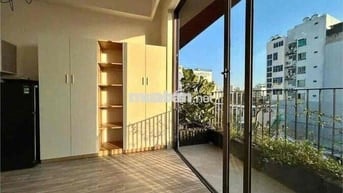 CĂN HỘ CÓ BAN CÔNG SIÊU THOÁNG MÁT , GẦN TRƯỜNG ĐẠI HỌC TDTU , ĐH RMIT