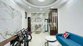 Lô Góc Ba Đình 45m2 - 6 Tầng Thang Máy - Ngõ Thông - Ô Tô - Giá 12 Tỷ