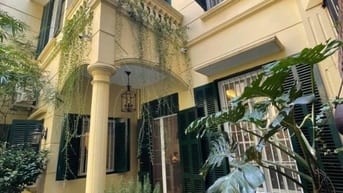 Bán nhà phố Nguyễn Quốc Trị  - Vỉa Hè 3 Ô Tô Tránh - 140m2 - 54 Tỷ.