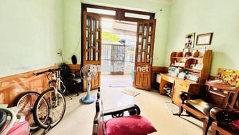 Nhà hẻm xe hơi Trần Hưng Đạo 69m2 3PN giá rẻ đầu tư 2.9 tỷ sổ riêng