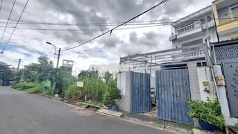 NHÀ 3 LẦU 129M2 5,2M X 28M HẺM THÔNG LÊ VĂN LƯƠNG