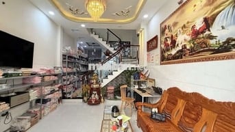 BÁN NHÀ 2 TẦNG HXH, GẦN 50M²,QUANG TRUNG SÁT CHỢ HẠNH THÔNG TÂY