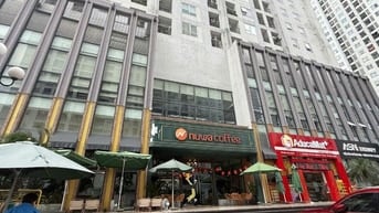 Cho thuê 275 m2, mặt tiền đẹp nhất cầu giấy, đường rộng đỗ dc 30 ô tô