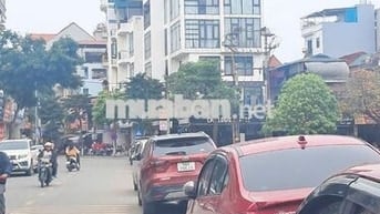 NHÀ ĐẸP MẶT PHỐ – LÔ GÓC HIẾM – GIÁ: 26 TỶ. DÒNG TIỀN KHỦNG ~50TR/TH