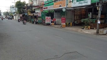 Cần bán nhà MT 31 Nguyễn Phúc Chu. DT250m². Giá 32,5 tỷ 
