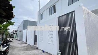 Nhà mới 100% 2 phòng gần Cầu Bà Bộ - Võ Văn Kiệt