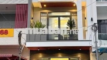 bán gấp căn nhà ngay trường THCS Thới Hoà. 80m2/3PN 3WC. sát QL13