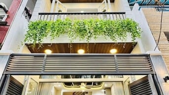 Gần chợ Cây Quéo mà dưới 3 tỷ. Với 52.8m² Hoàng Hoa Thám xây 4 tầng