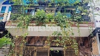 Chủ kẹt bank, bán nhà dài 19m. Tặng nội thất cao cấp. Đường 8m Tây Lân