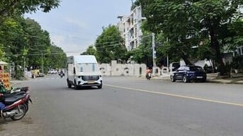 BÁN GẤP CHDV MẶT TIỀN BÌNH LỢI- 110M2 x 12PN - KINH DOANH TỐT.