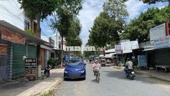 NỀN THỔ MẶT TIỀN ĐỐI DIỆN CHỢ VƯỢT LŨ P8