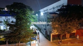 STUDIO FULL NỘI THẤT - CỬA SỔ - NHÀ MỚI MẶT TIỀN SÁT BÊN ĐH GTVT (UTH)