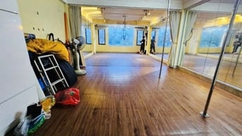 Bán nhà mặt phô Nhật Chiêu, Tây Hồ, diện tích 86m2 x 6 tầng nở hậu