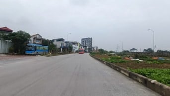 Siêu Hiếm- Lô Góc-43m2-Giá 2.4 tỷ- Hương Đình-Mai Đình