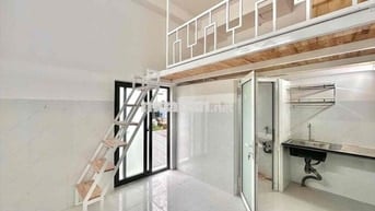 CĂN HỘ DỊCH VỤ MỚI XÂY - PHÒNG GÁC CỬA SỔ TRỜI THOÁNG SẴN MÁY LẠNH