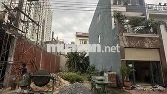 chính chủ cần bán lô đất gần trường học dĩ an c