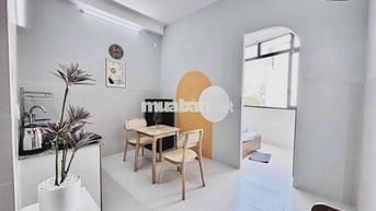 STUDIO TÁCH BẾP - BAN CÔNG FULL NỘI THẤT NGAY SÂN BAY TSN - THANG MÁY