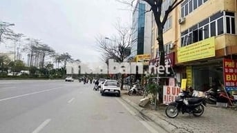 Chính Chủ Cần Bán Gấp Nhà Mặt Phố Võ Chí Công. Diện Tích Lớn, Mặt Tiền